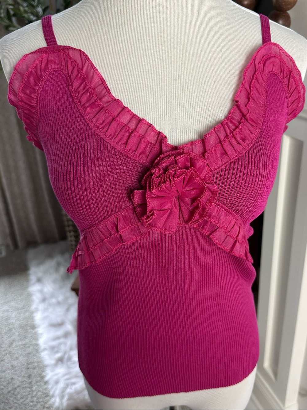 NWT Easel Los Angeles Ribbed Cami Tank Top with Flower & Ruffles